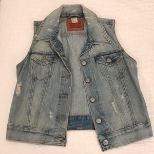 Levi’s distressed vintage denim vest